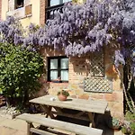 Heredad De La Cueste Country house Llenin